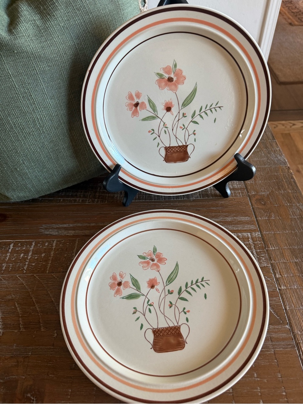 VTG JMP Countryside Stoneware Collection Japan Floral Dinner Plates - Set of 2